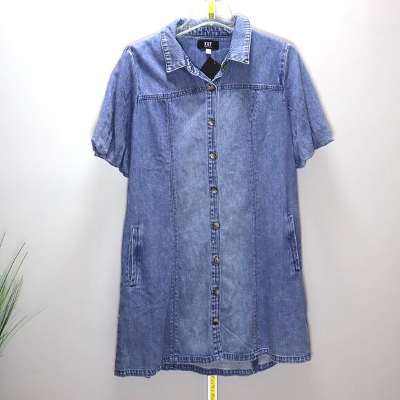 Kut From The Kloth Button Front Denim Dress Short Sleeve Medium Wash M NWT - Picture 1 of 4